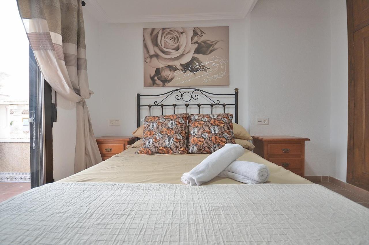 Vila Agradable Adosado Con Piscina, Duchas Hidromasaje Torrevieja Exteriér fotografie