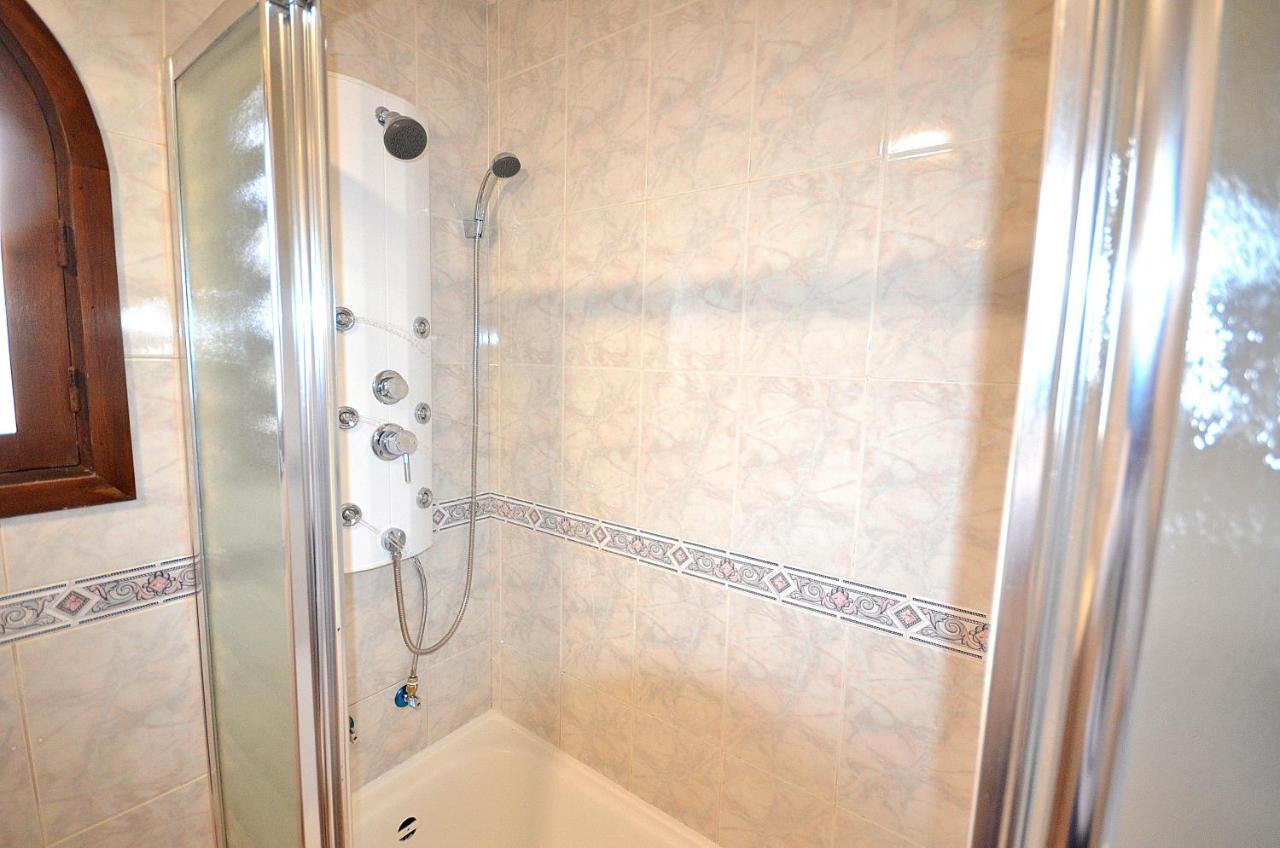 Vila Agradable Adosado Con Piscina, Duchas Hidromasaje Torrevieja Exteriér fotografie