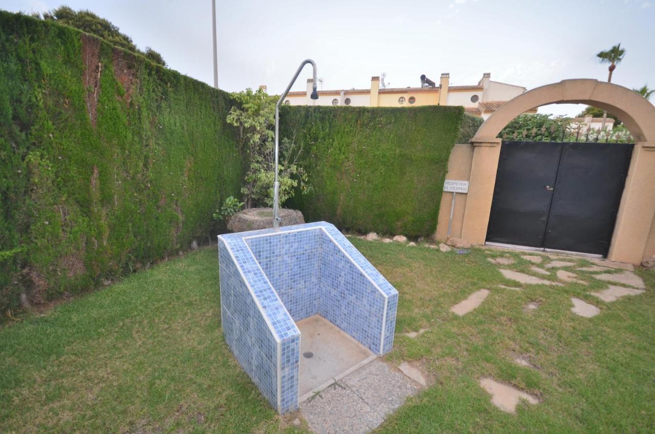 Vila Agradable Adosado Con Piscina, Duchas Hidromasaje Torrevieja Exteriér fotografie