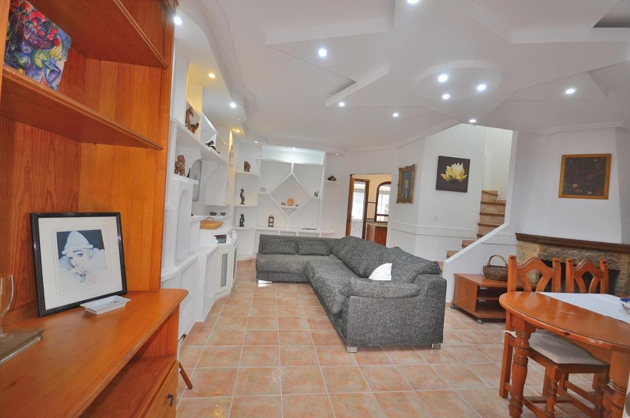 Vila Agradable Adosado Con Piscina, Duchas Hidromasaje Torrevieja Exteriér fotografie