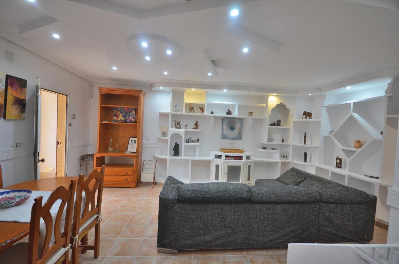 Vila Agradable Adosado Con Piscina, Duchas Hidromasaje Torrevieja Exteriér fotografie