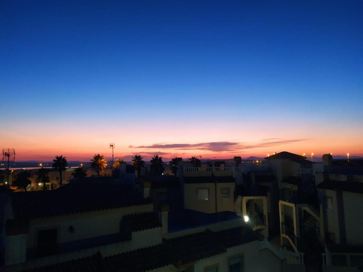 Vila Agradable Adosado Con Piscina, Duchas Hidromasaje Torrevieja Exteriér fotografie